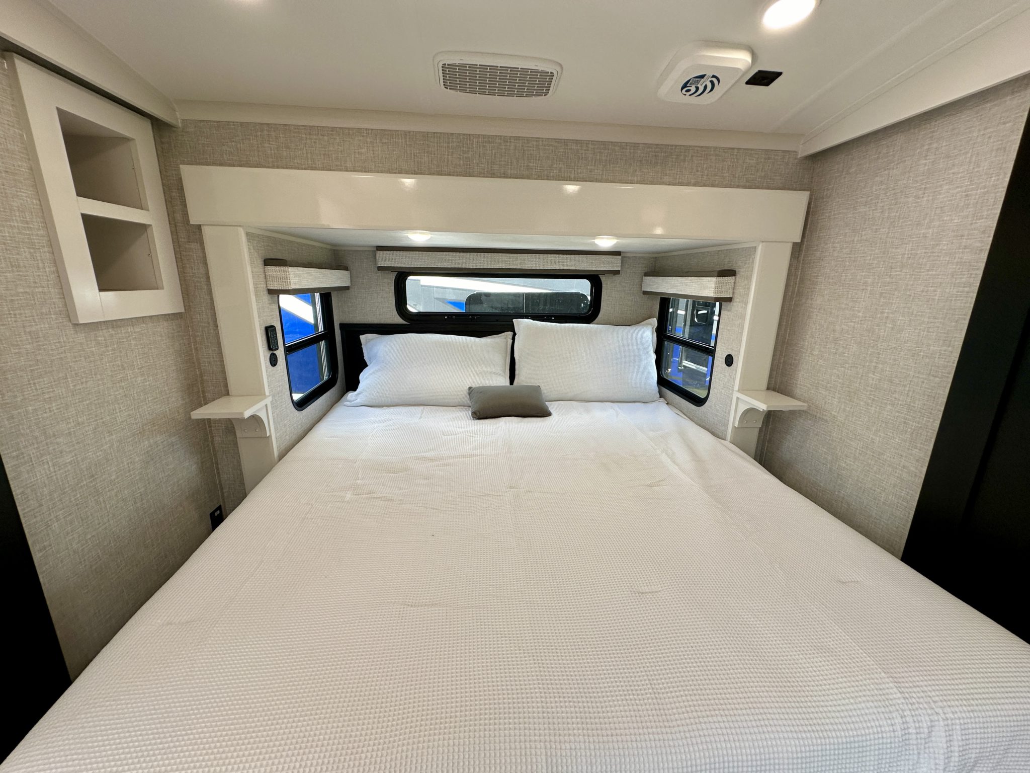 2025 Jayco Pinnacle 38FBRK Review RV Trader